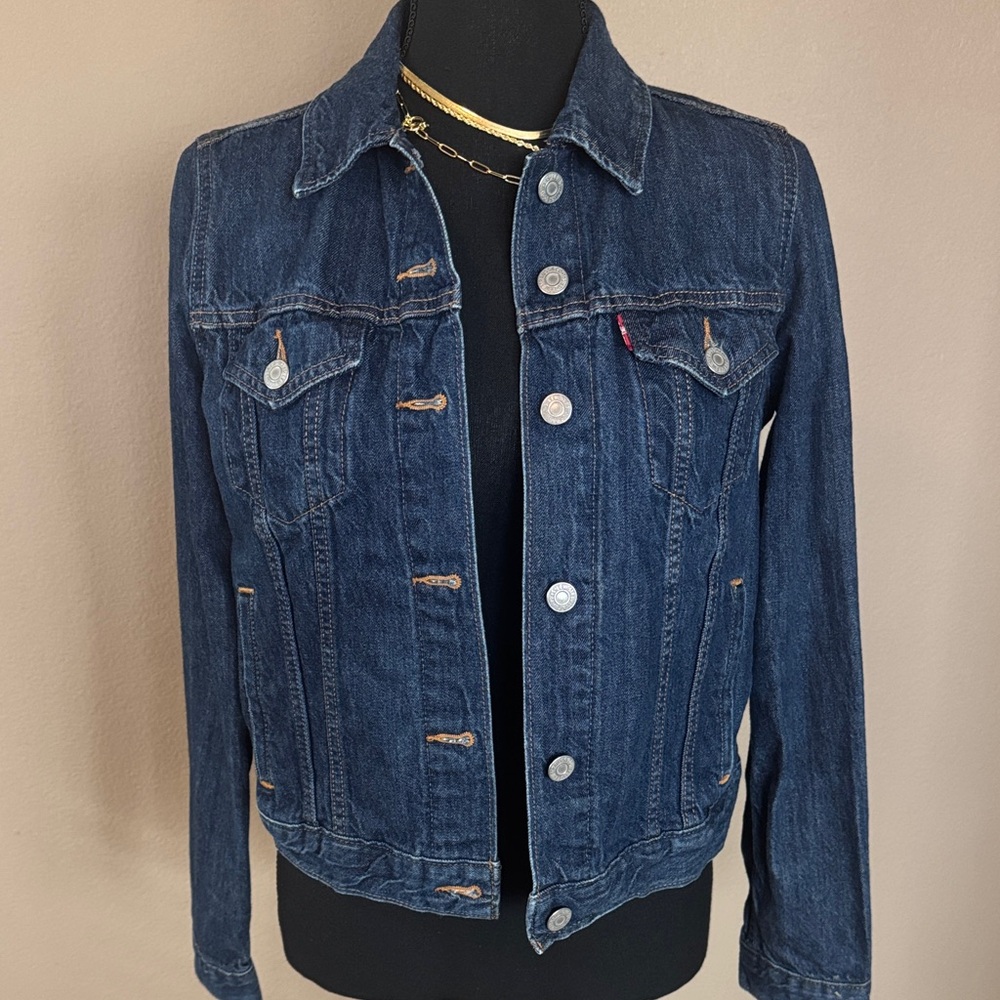 Levi's Indigo Blue Women's Denim Trucker Jacket